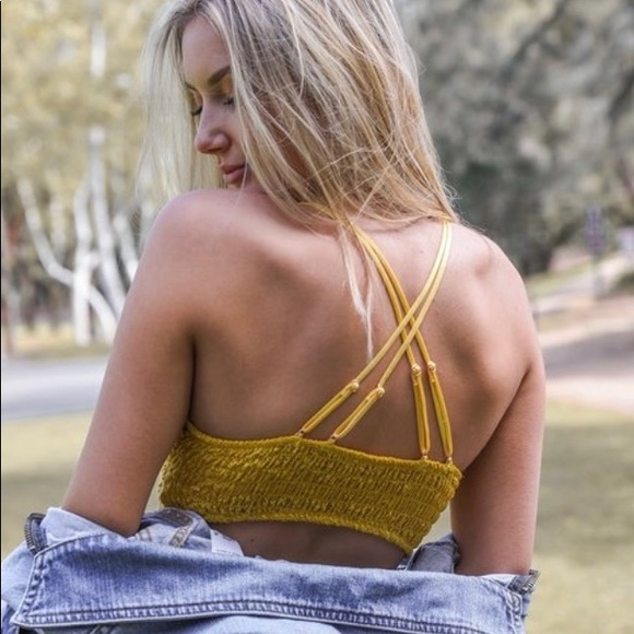 Black Crochet Daisy Longline Boho Bralette - Picture 3 of 3